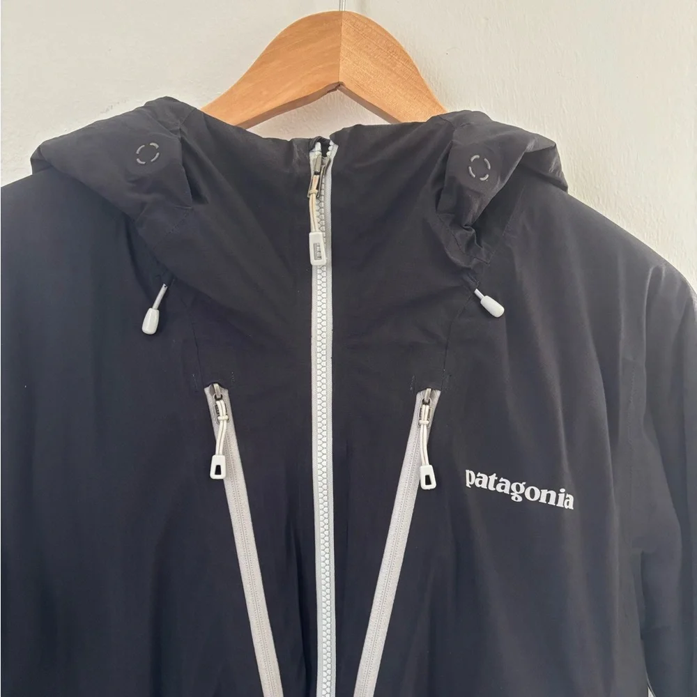 Patagonia Black Womens Jacket - Picture 7 of 7